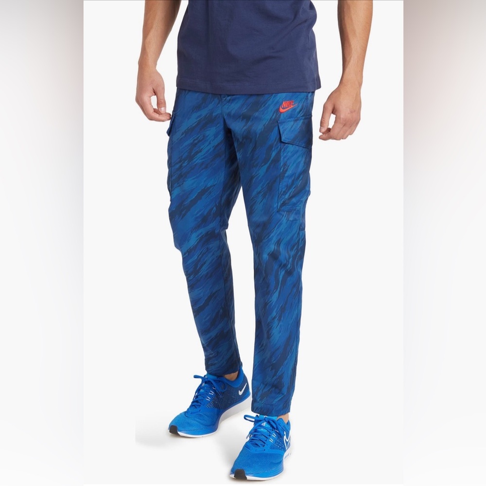 NIKE sportswear tapered utility pants